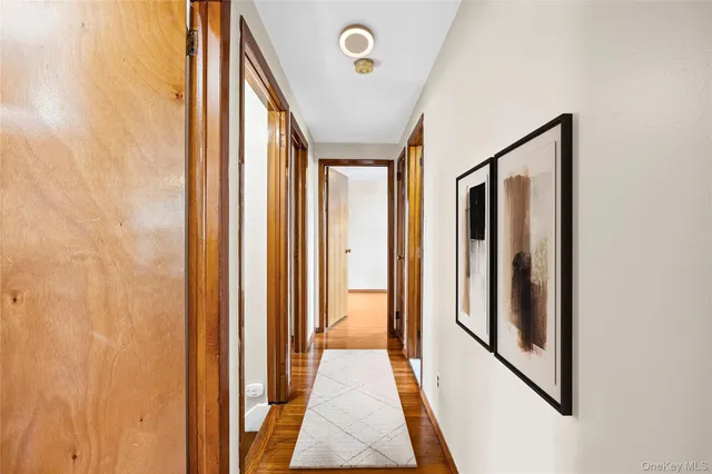 $799,000 | 24 Ferndale Drive, Hicksville, NY 11801