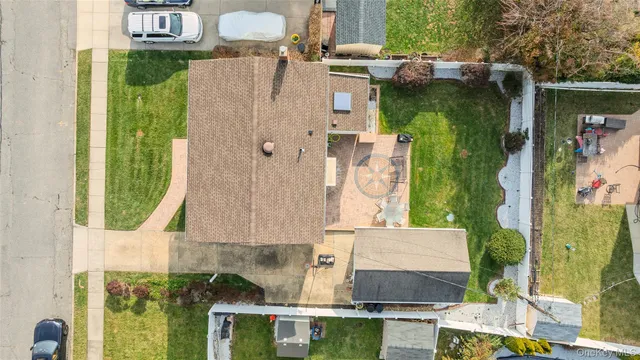 $799,000 | 24 Ferndale Drive, Hicksville, NY 11801