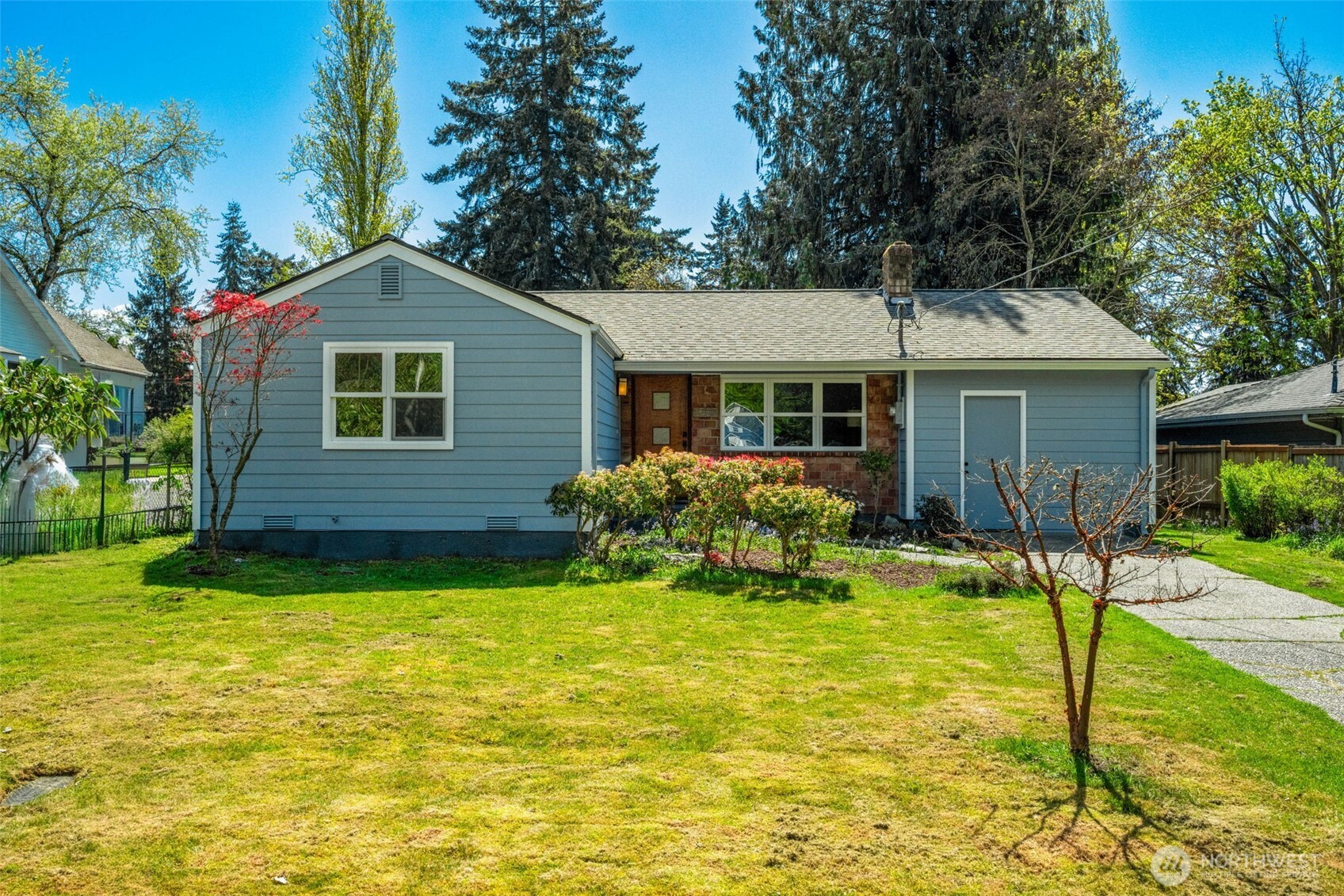 1557 Northeast 171st Street Shoreline, WA 98155 - Photo 1 of 27