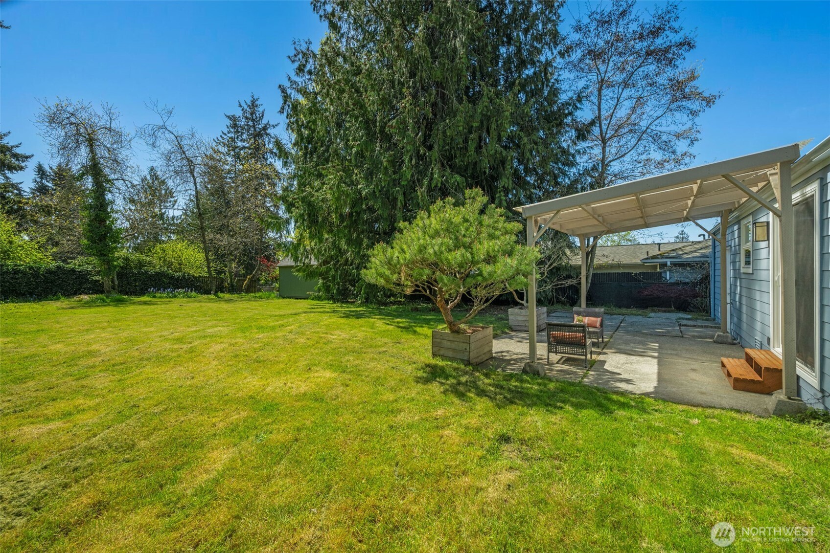 1557 Northeast 171st Street Shoreline, WA 98155 - Photo 25 of 27