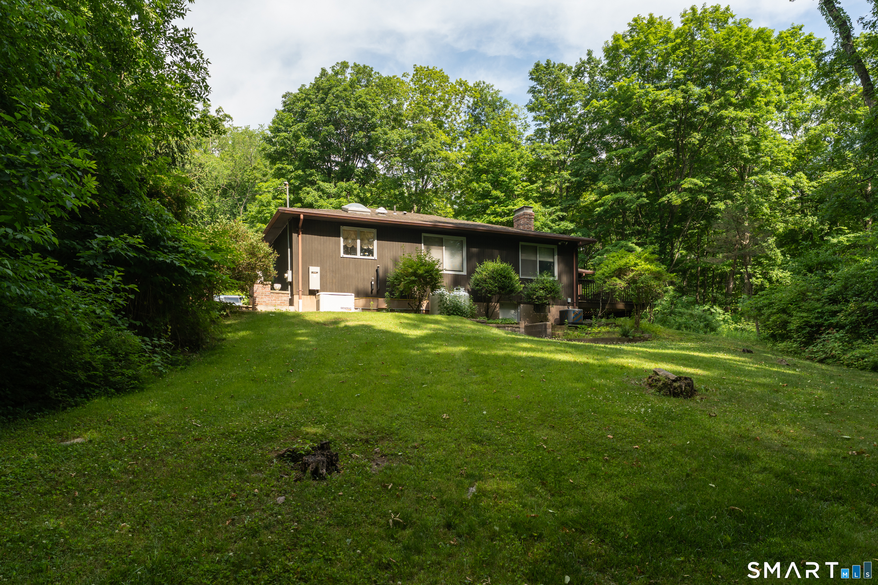 704 Towner Swamp Road Guilford, CT 06437 - Photo 31 of 39