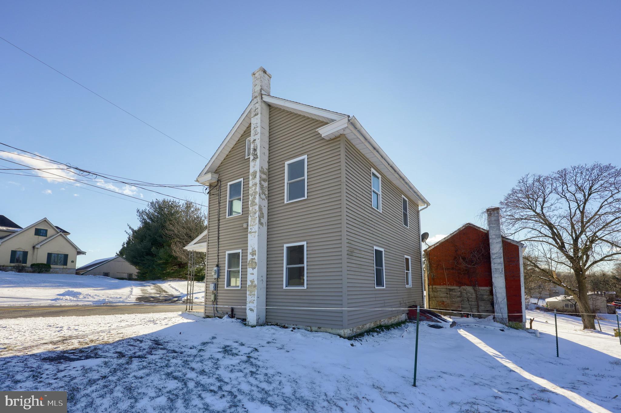 4325 Fairview Road Columbia, PA 17512 - Photo 8 of 25 Gallery Image 8