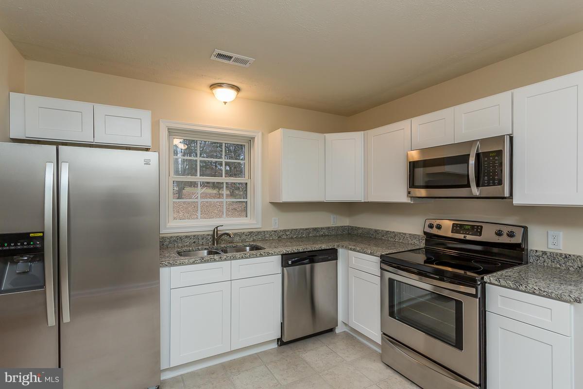 13424 Rixeyville Road Culpeper, VA 22701 - Photo 12 of 30 Kitchen