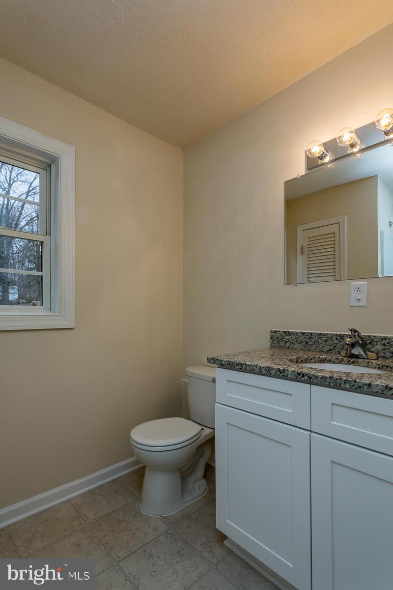13424 Rixeyville Road Culpeper, VA 22701 - Photo 17 of 30 Bath
