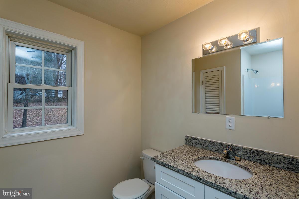 13424 Rixeyville Road Culpeper, VA 22701 - Photo 18 of 30 Bath