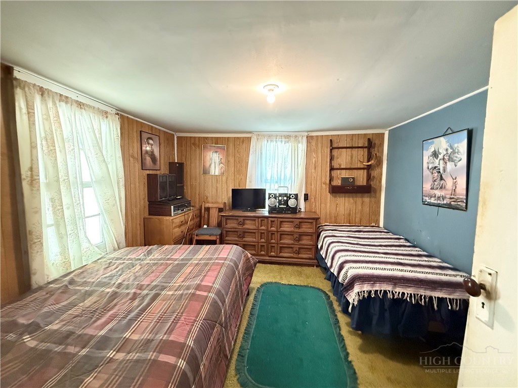 1025 Lue Jones Road Warrensville, NC 28693 - Photo 18 of 23