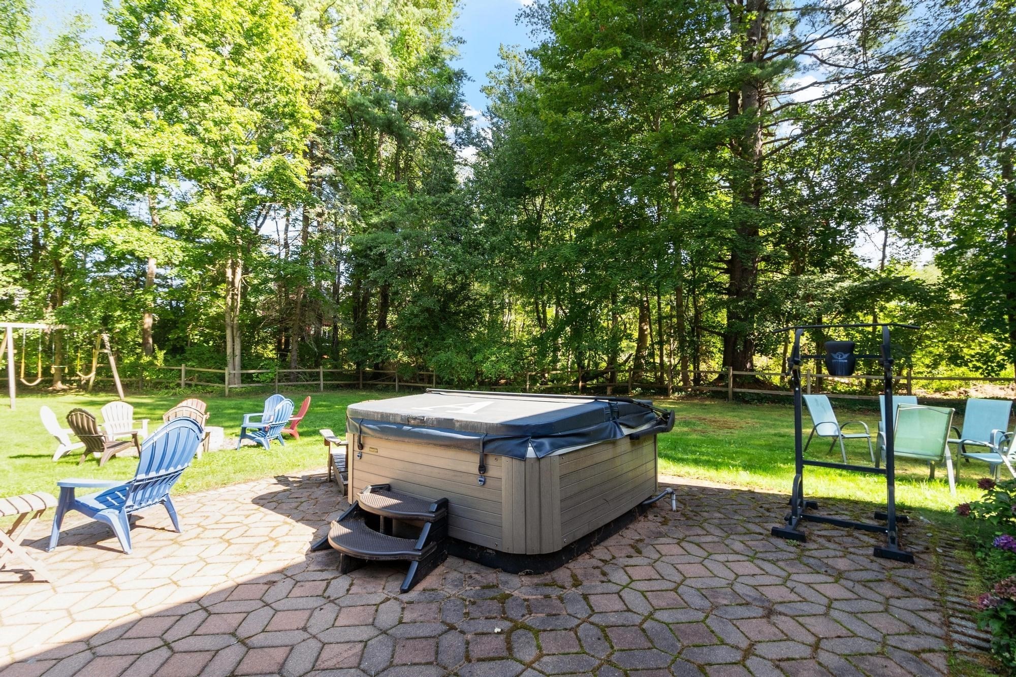23 Greenwood Road Andover, MA 01810 - Photo 6 of 40 Gallery Image 6