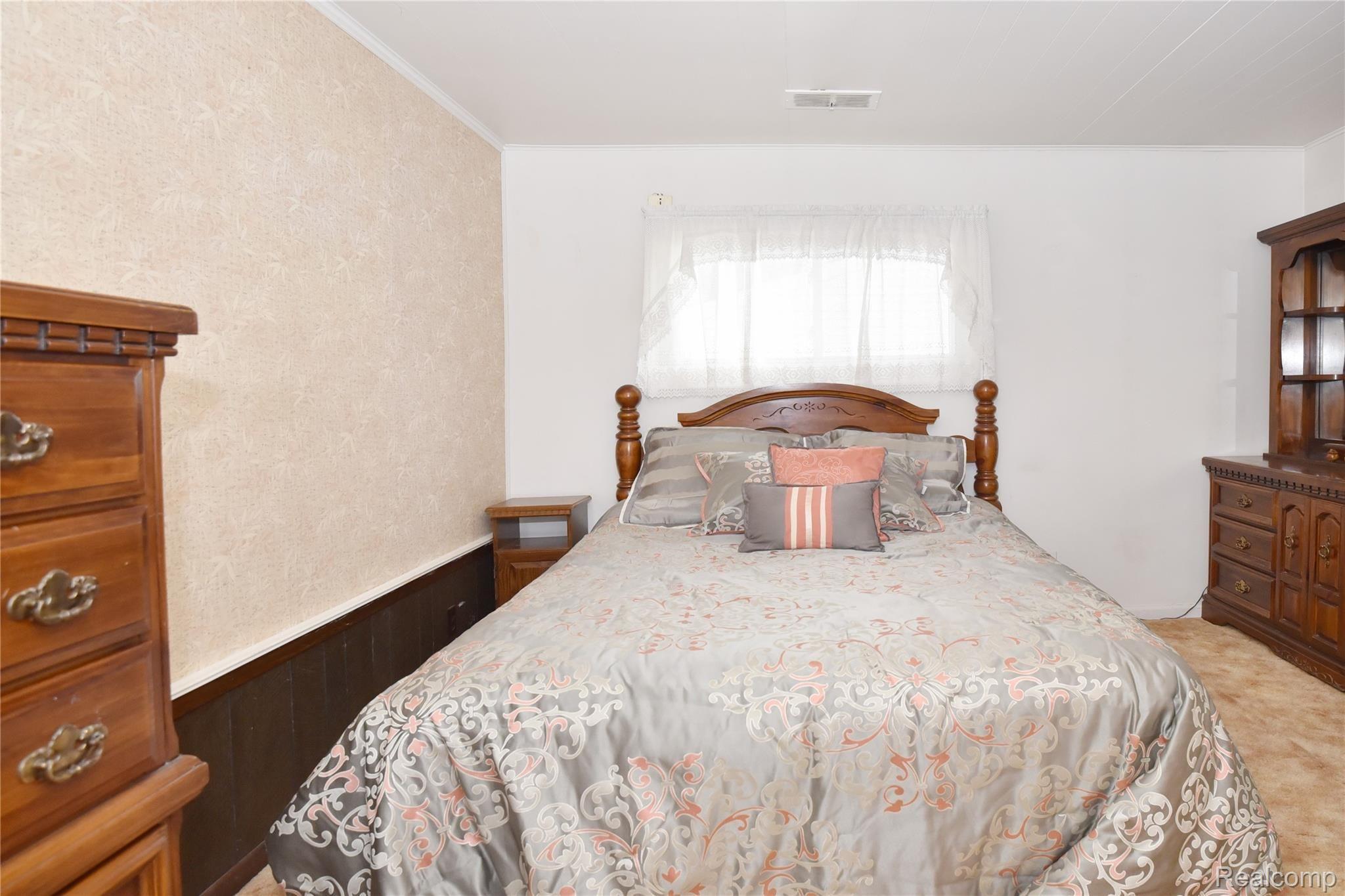 3155 Melvin Avenue Rochester, MI 48307 - Photo 17 of 26 3155 Melvin_17.JPG