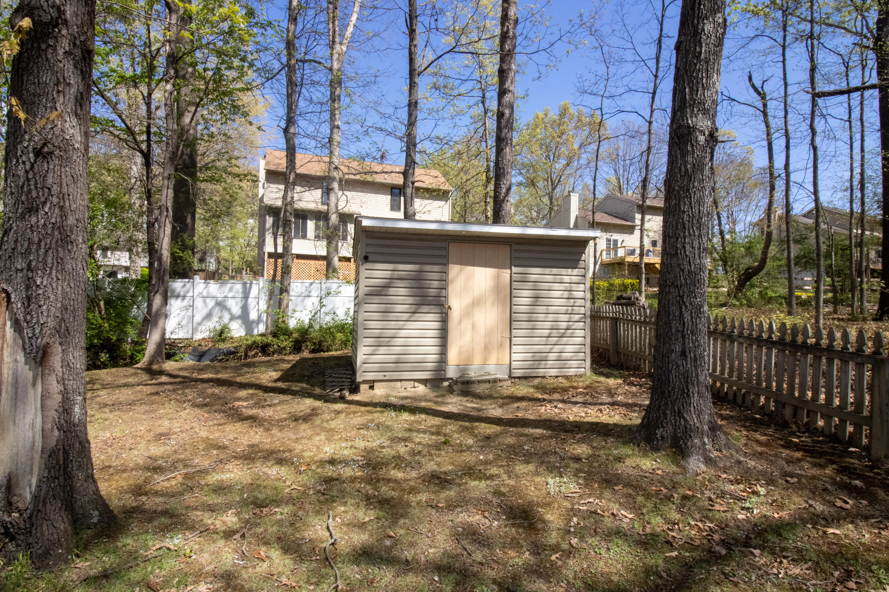 1858 Kiska Road Salem, VA 24153 - Photo 21 of 21 a view of a house with a tree and wooden fence
