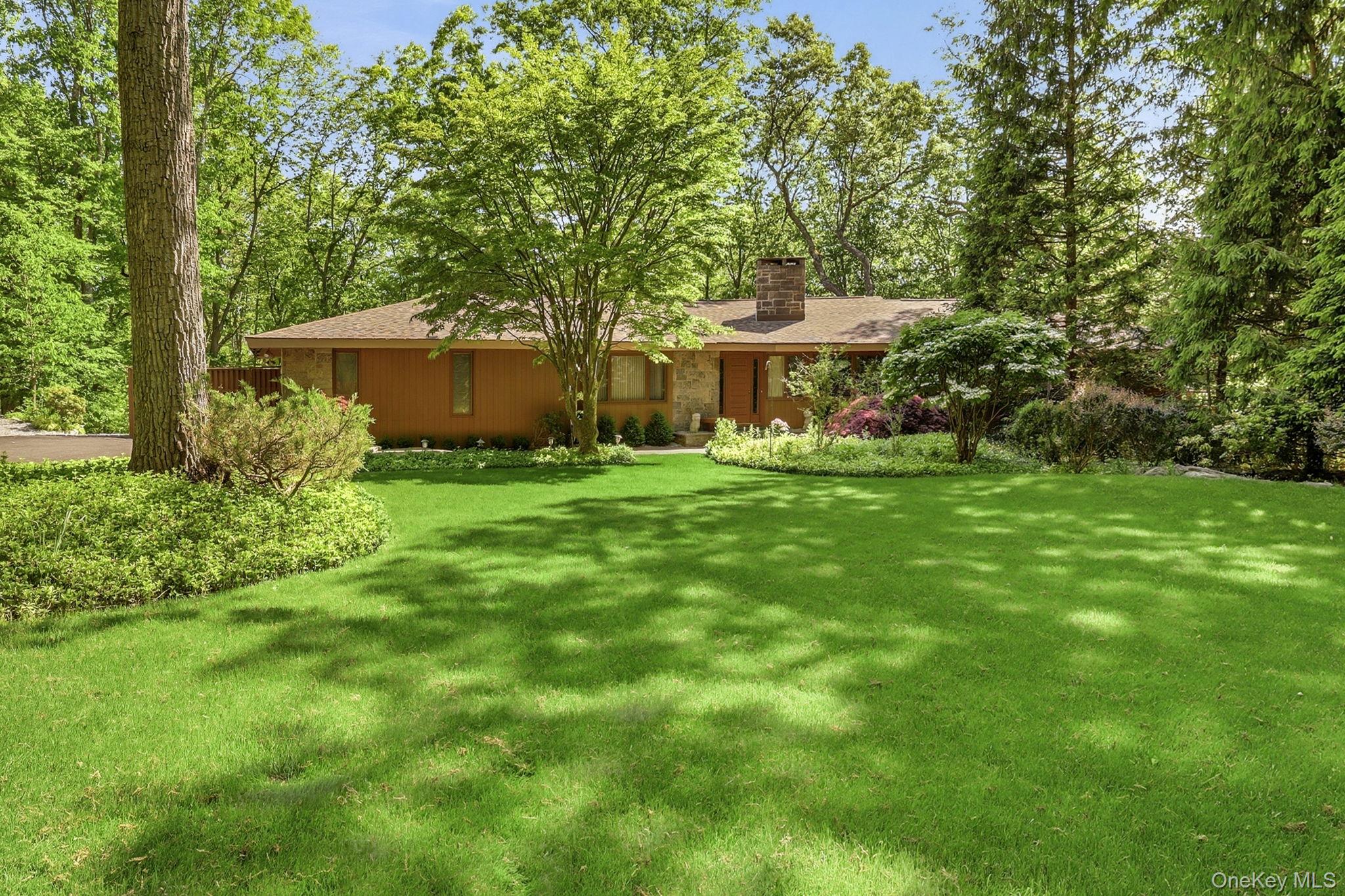 12 Tallwoods Road Armonk, NY 10504 - Photo 3 of 41