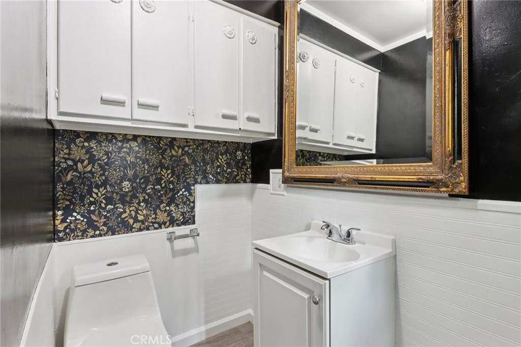 532 Sunset Lane Crestline, CA 92325 - Photo 15 of 41 a bathroom with a sink and a mirror