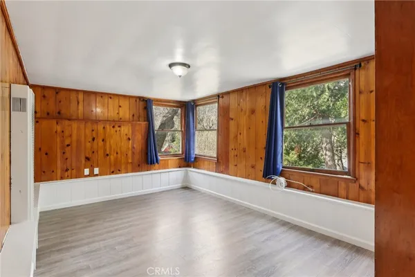 $369,888 | 532 Sunset Lane, Crestline, CA 92325