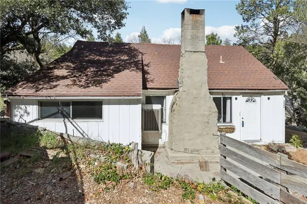 $369,888 | 532 Sunset Lane, Crestline, CA 92325