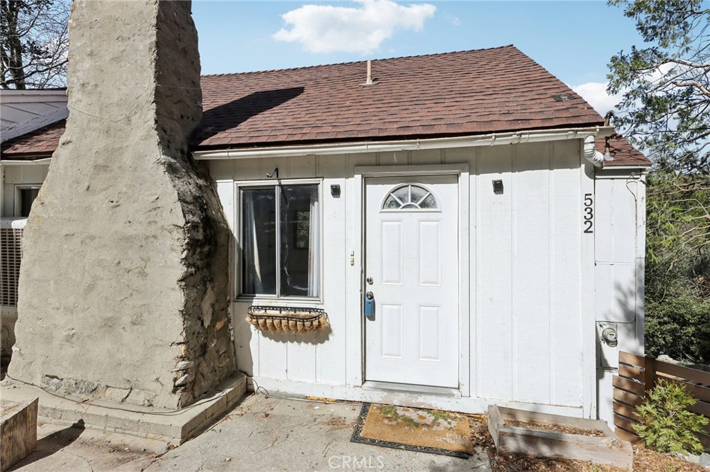 532 Sunset Lane Crestline, CA 92325 - Photo 6 of 41 a view of a door of the house