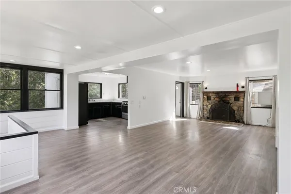 $369,888 | 532 Sunset Lane, Crestline, CA 92325
