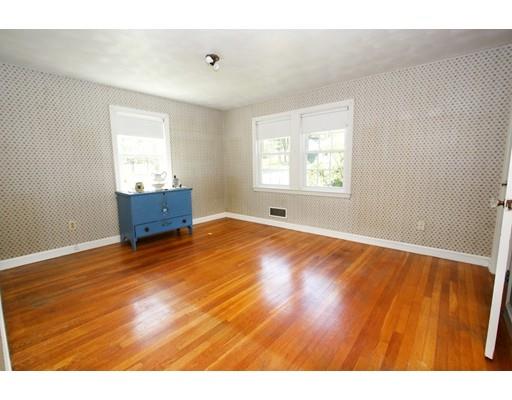 15 Nutter Road North Reading, MA 01864 - Photo 12 of 19 Gallery Image 12