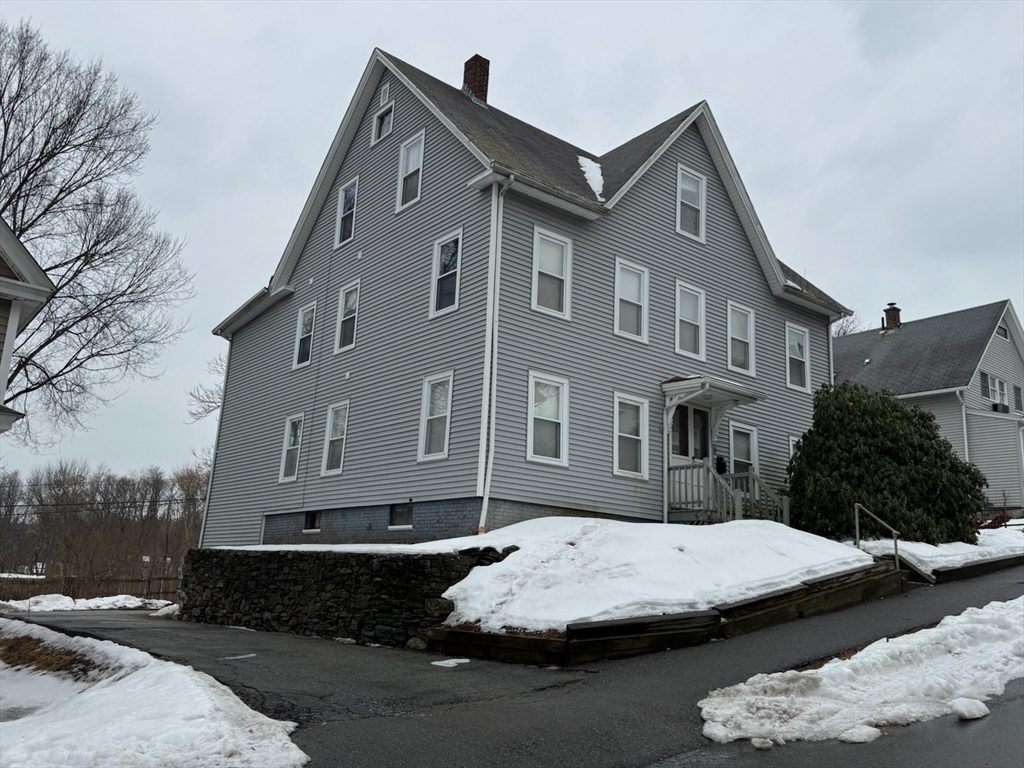 9 Chadwick Street Worcester, MA 01605 - Photo 2 of 9