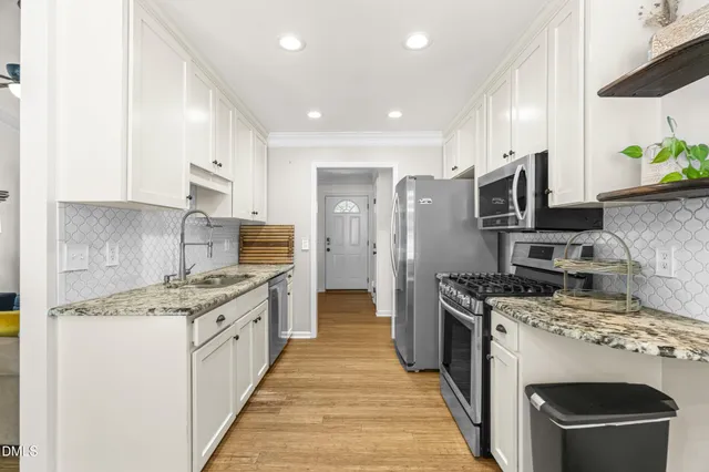 $375,000 | 208 Essex Lane South, Clayton, NC 27520