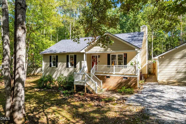 $375,000 | 208 Essex Lane South, Clayton, NC 27520