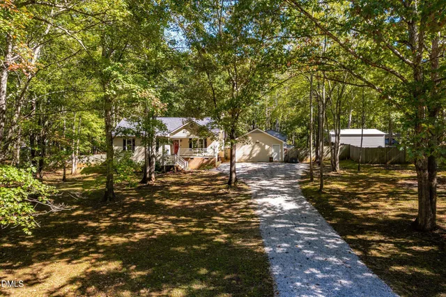 $375,000 | 208 Essex Lane South, Clayton, NC 27520