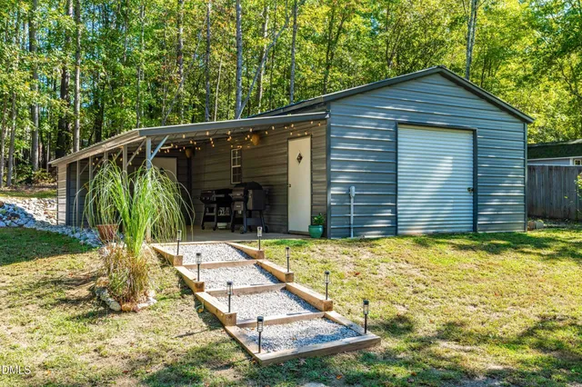 $375,000 | 208 Essex Lane South, Clayton, NC 27520