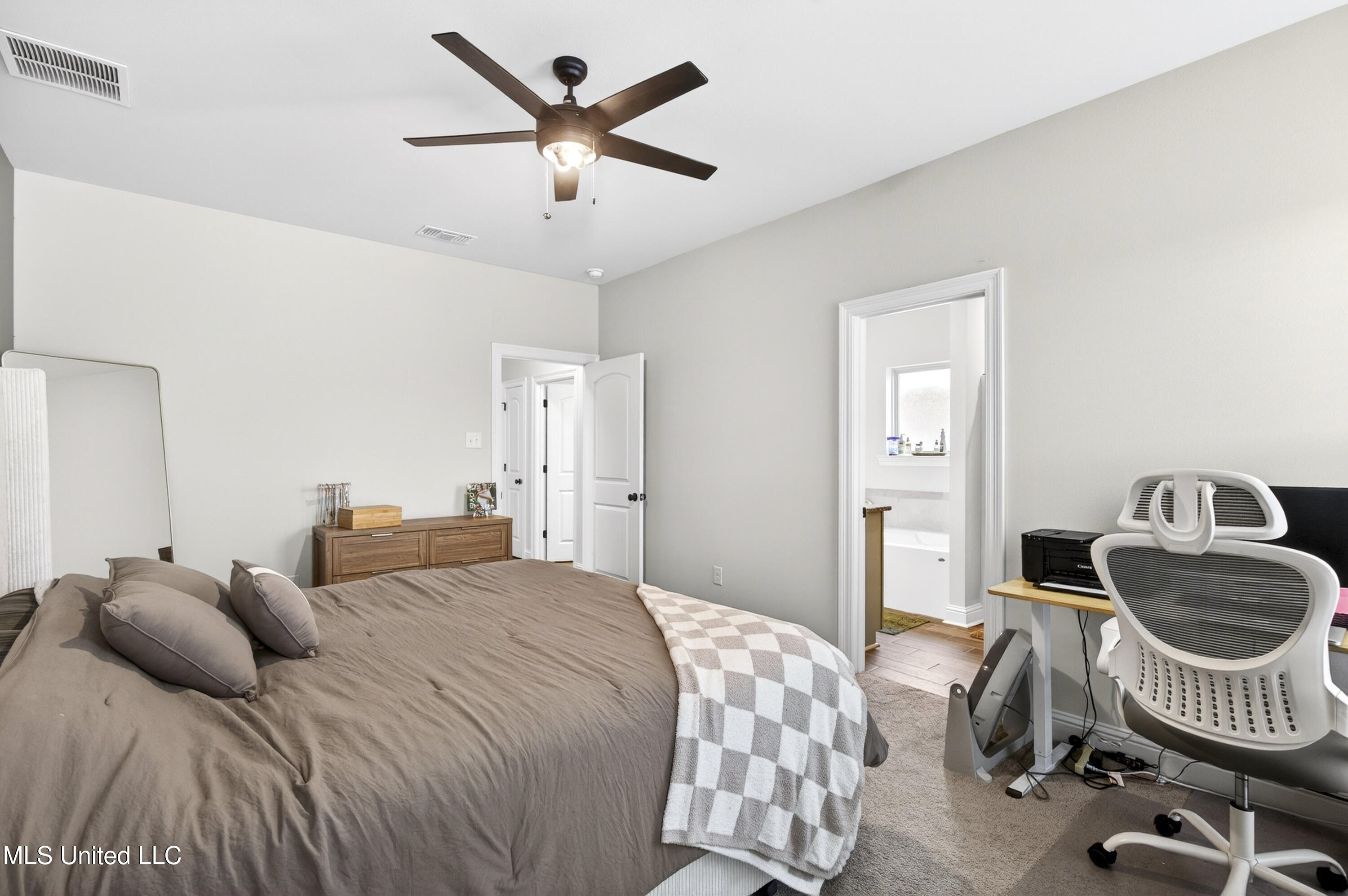15376 High Point Drive Gulfport, MS 39503 - Photo 14 of 28 Bedroom 2