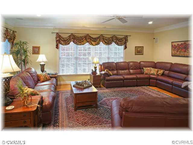 14318 Lander Road Midlothian, VA 23113 - Photo 4 of 12 Den/Family/Great Room - Family Room Adjacent to Gr