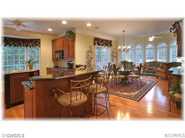 14318 Lander Road Midlothian, VA 23113 - Photo 6 of 12 Kitchen - Kitchen with Breakfast Area and adjacent