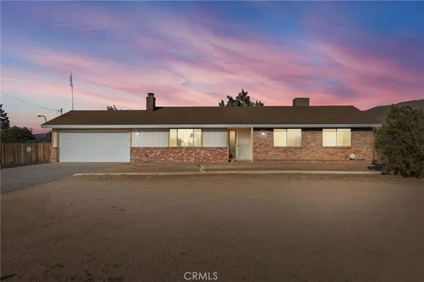 $449,000 | 9393 Juniper Street, Apple Valley, CA 92308
