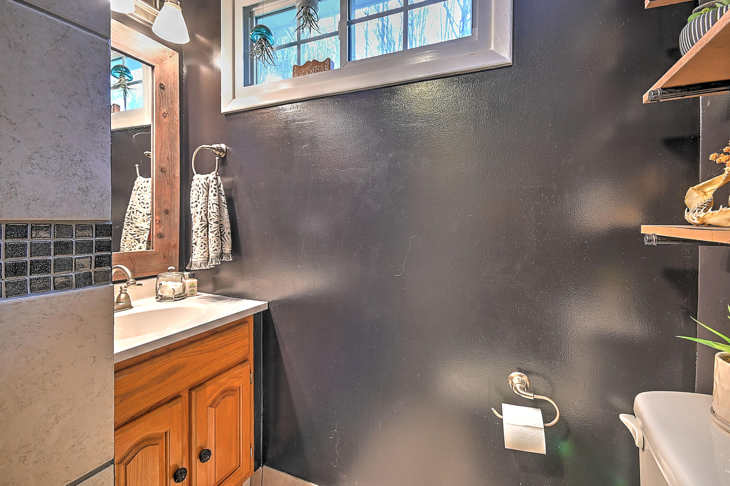 2422 Sinking Creek Road Johnson City, TN 37604 - Photo 16 of 35 2422 Sinking Creek White-23