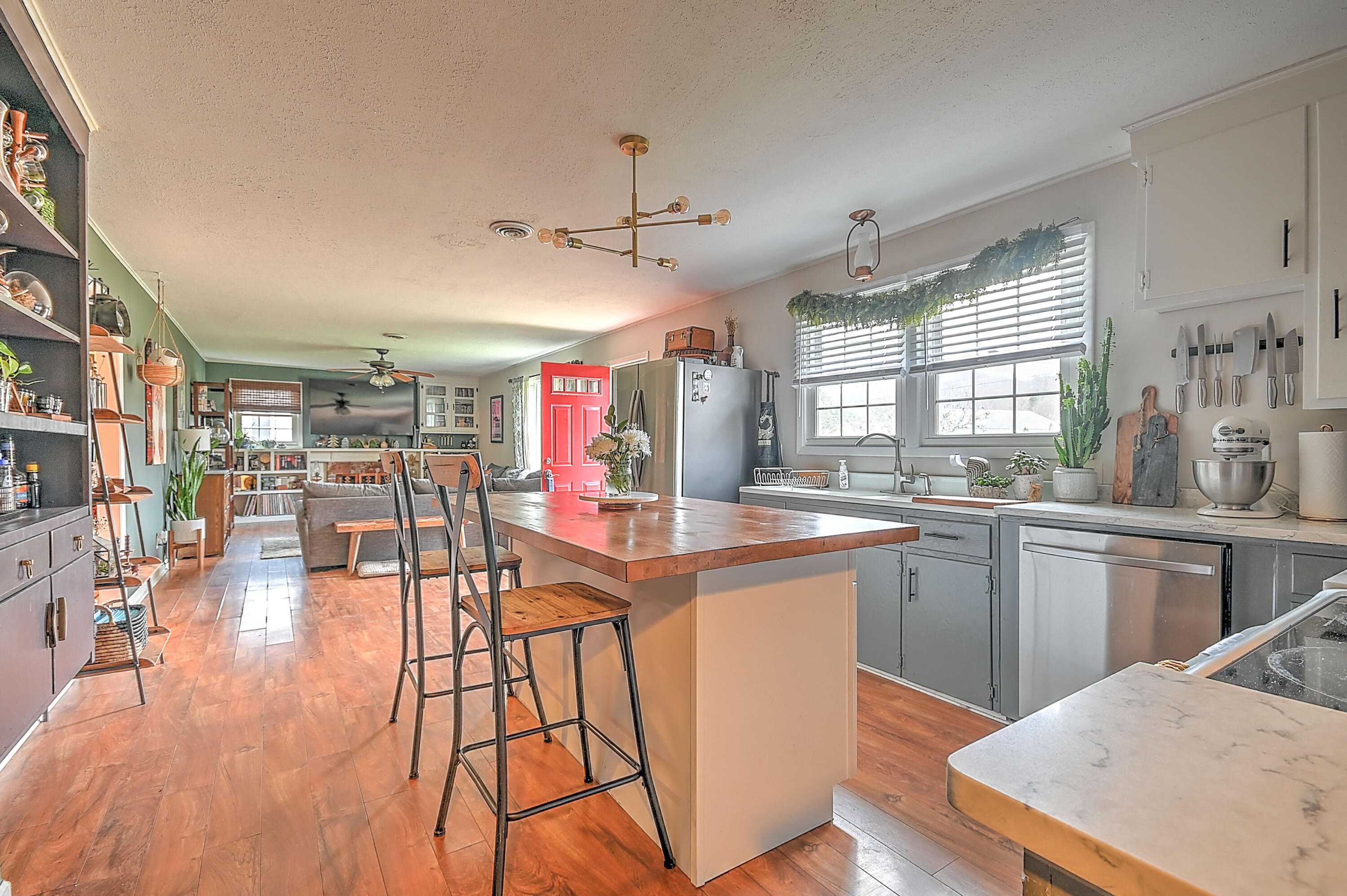 2422 Sinking Creek Road Johnson City, TN 37604 - Photo 8 of 35 2422 Sinking Creek White-18