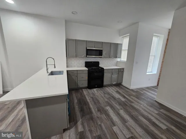 $1,850 | 418 Benson Street, Camden, NJ 08103