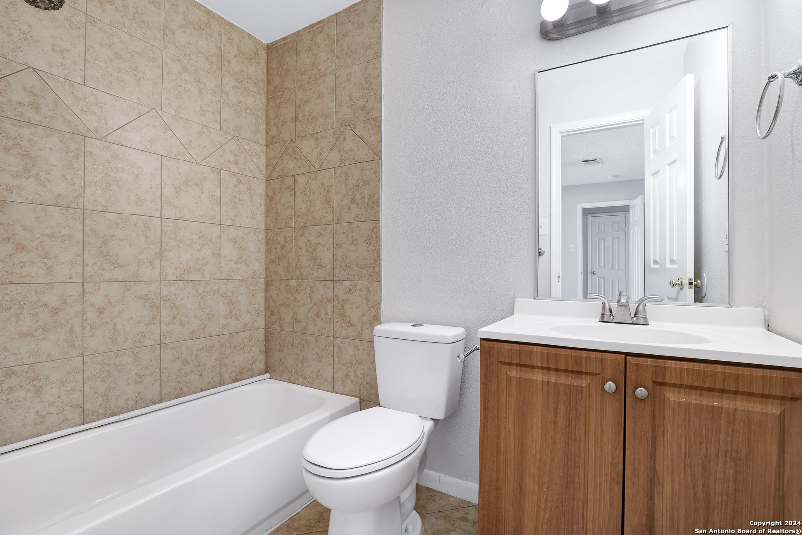 9262 Ridge Branch San Antonio, TX 78250 - Photo 8 of 13