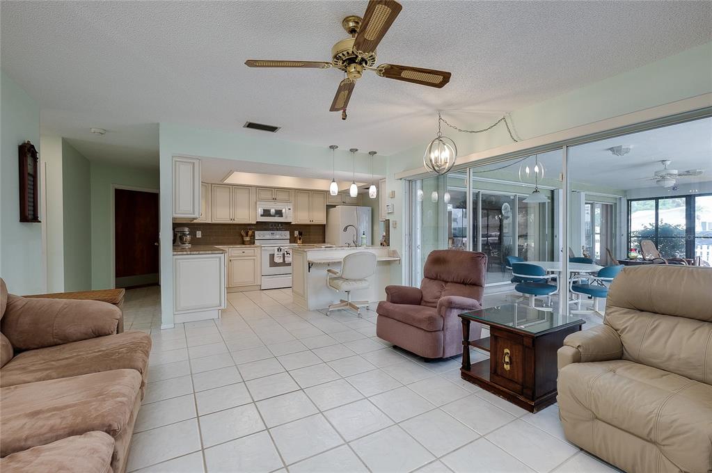 4311 Pompano Road Venice, FL 34293 - Photo 17 of 69