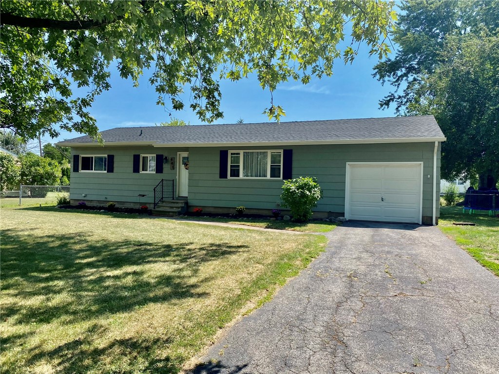 441 Wildbriar Road Henrietta, NY 14623 - Photo 1 of 1