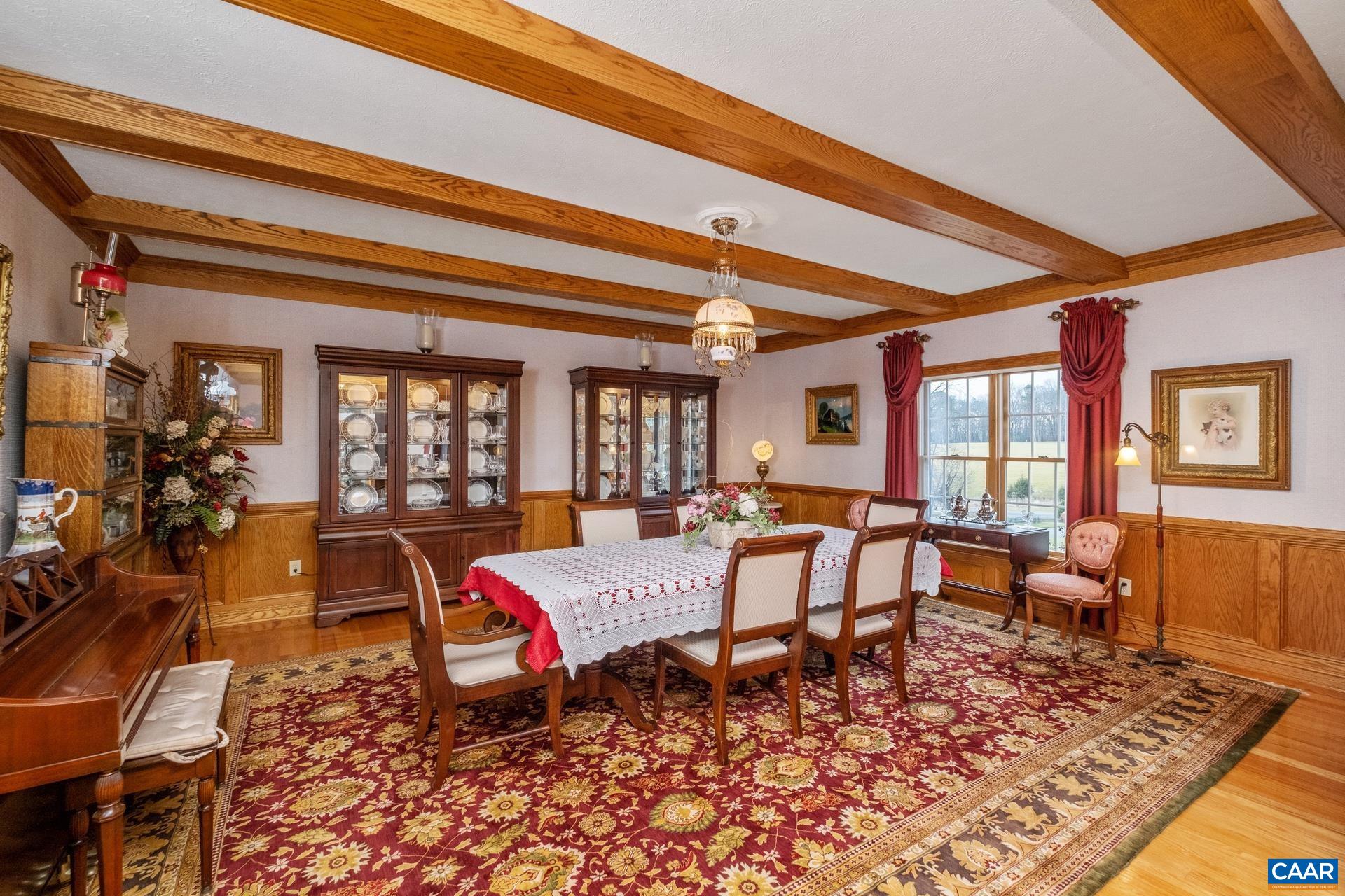 1266 Hermitage Road Waynesboro, VA 22980 - Photo 5 of 18 Gallery Image 5