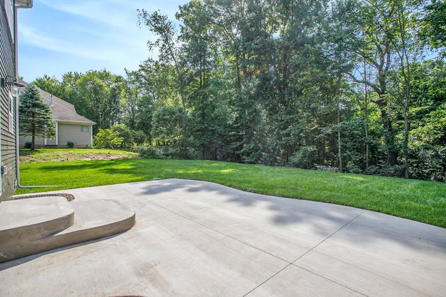 $539,000 | 15250 Alister MacKenzie Avenue, Augusta, MI 49012