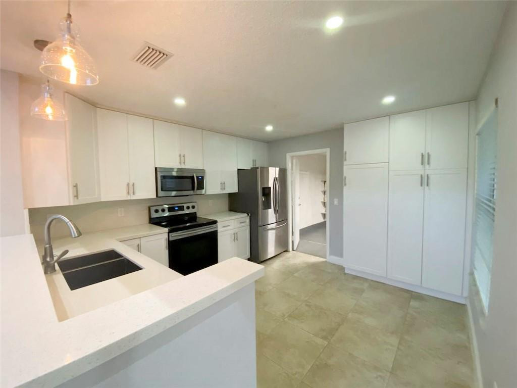 17088 Boca Club Boulevard, Unit 6 Boca Raton, FL 33487 - Photo 30 of 31 Photo 30