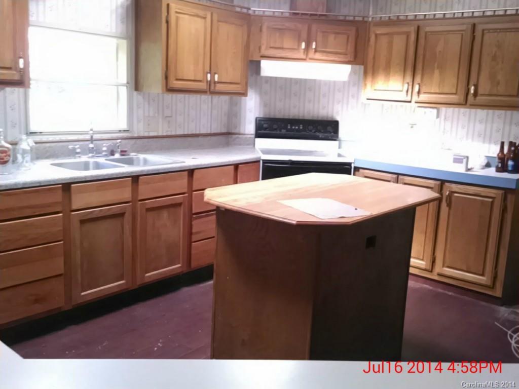 176 Hoffman Road Lincolnton, NC 28092 - Photo 2 of 15 Gallery Image 2