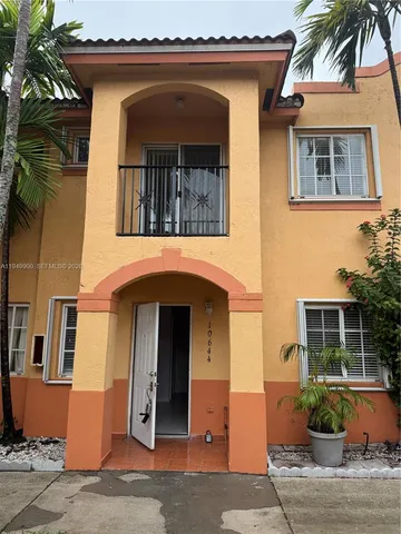 $2,850 | 10644 Northwest 87th Court, Unit 10644, Hialeah Gardens, FL 33018