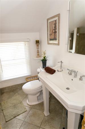 15 Gerry Road Lynnfield, MA 01940 - Photo 20 of 29 Gallery Image 20