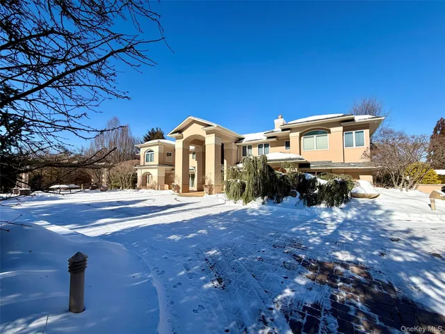 $14,000 | 5 Glen Hill Court, Dix Hills, NY 11746