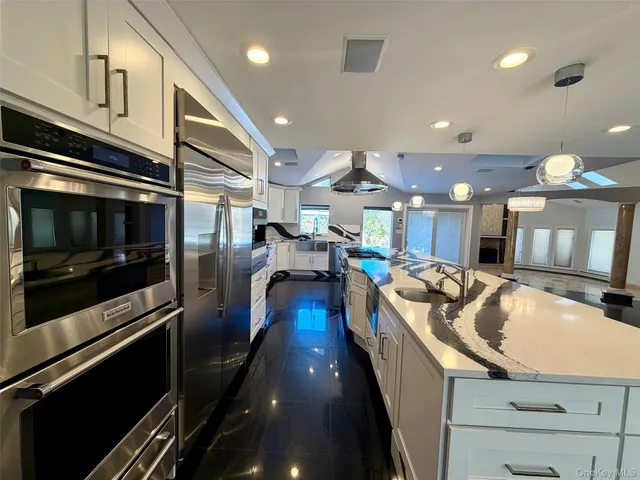 $14,000 | 5 Glen Hill Court, Dix Hills, NY 11746