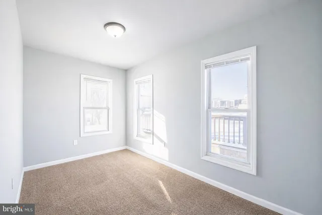 $1,950 | 48 East Scott Street, Unit 1, Riverside, NJ 08075