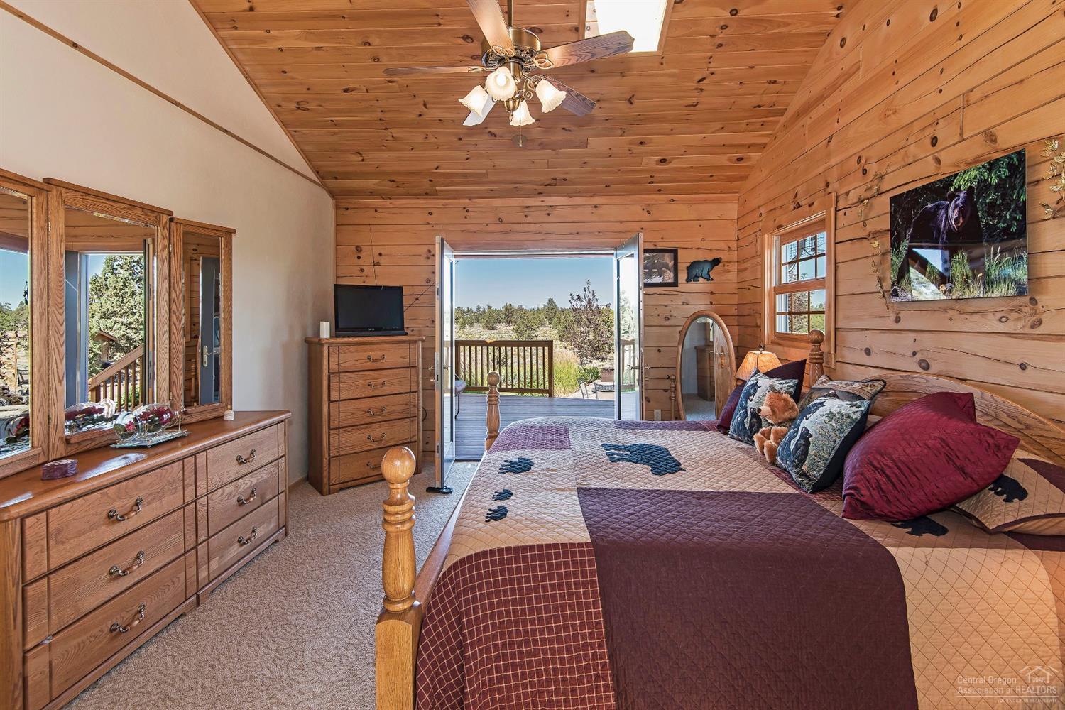 62255 Dodds Road Bend, OR 97701 - Photo 12 of 25 Gallery Image 12
