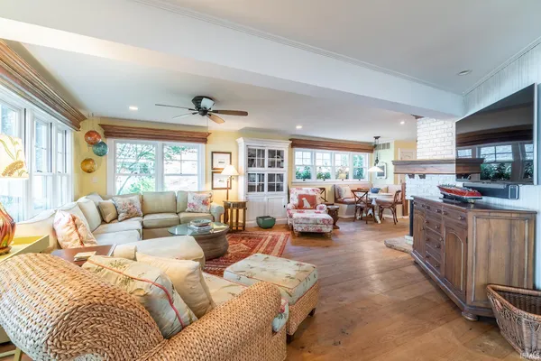 $3,600,000 | 11425 North Cedar Point High Road, Syracuse, IN 46567