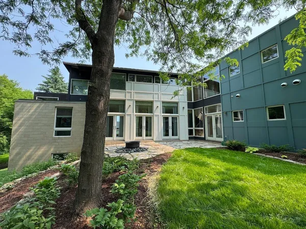 $948,787 | 2206 Grant Court, Northfield, MN 55057