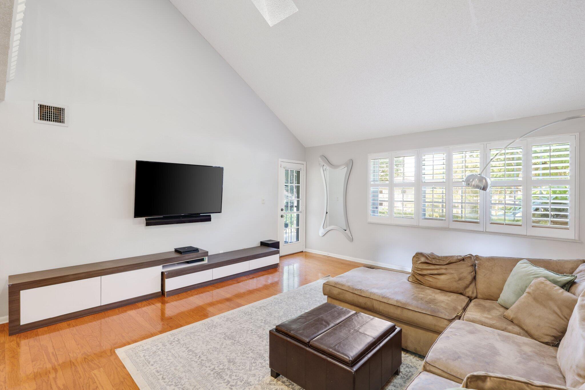 4600 West McNab Road, Unit A2 Pompano Beach, FL 33069 - Photo 6 of 38 FAM RM