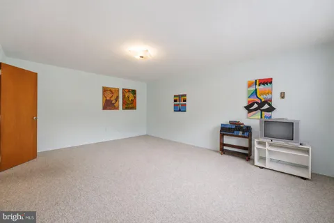 $485,000 | 5301 Westbard Circle, Unit 334, Bethesda, MD 20816