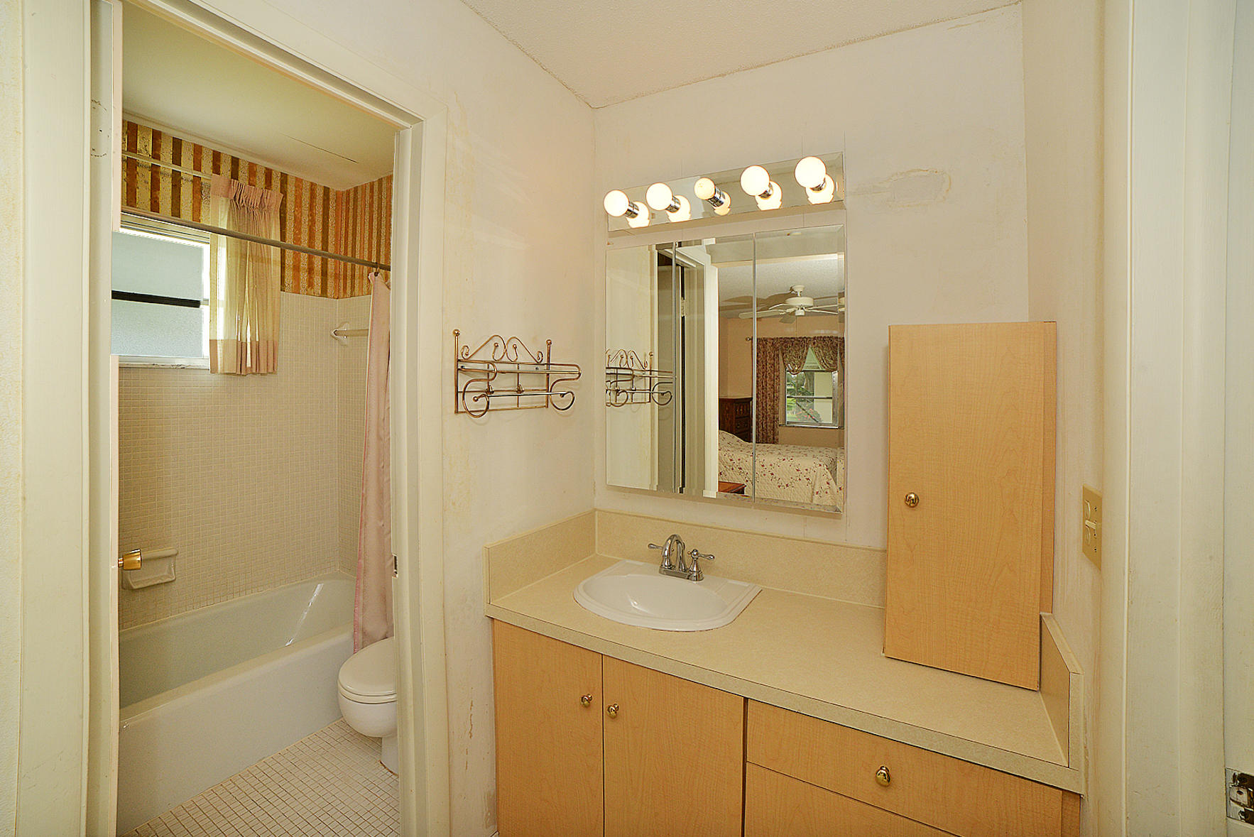 350 High Point Boulevard, Unit A Delray Beach, FL 33445 - Photo 17 of 26 AK2_0424A